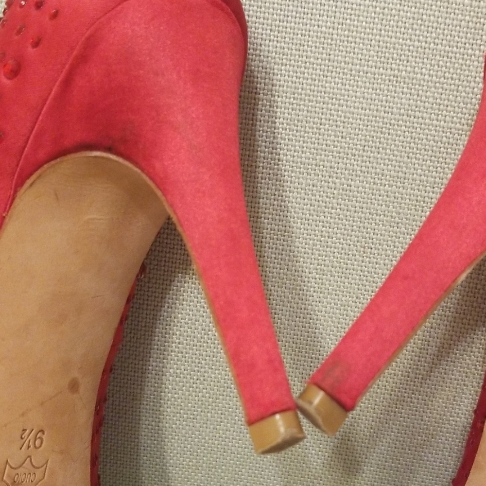 POUR LA VICTOIRE red rhinestone pumps - Picture 7 of 8